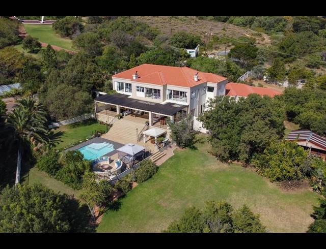 4 BEDROOM HOUSE FOR SALE IN BEAULIEU